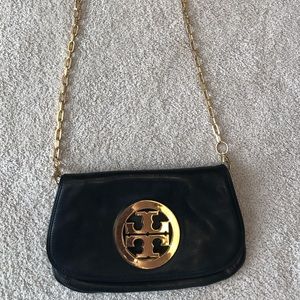 Classic Tory Burch Reva clutch w/ removable strap